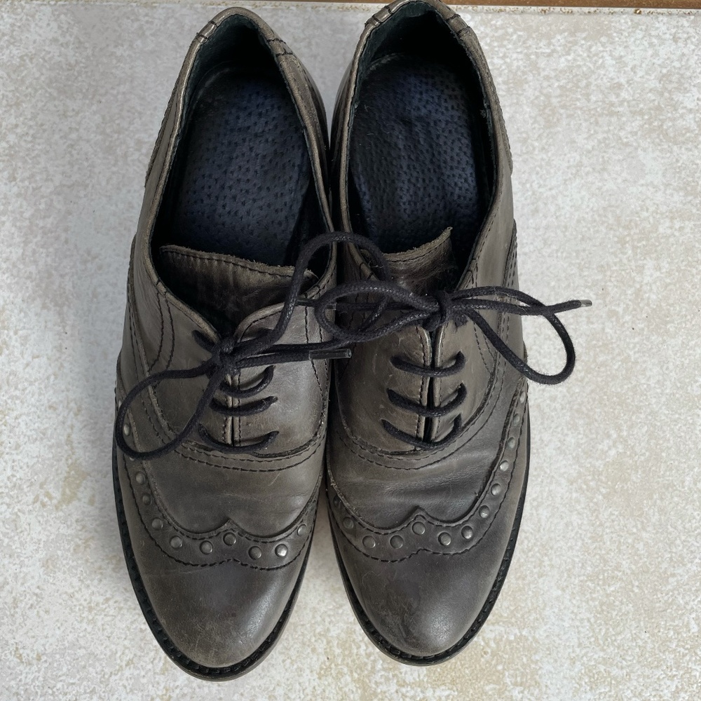 Gray Leather Oxford - Womens Shoes